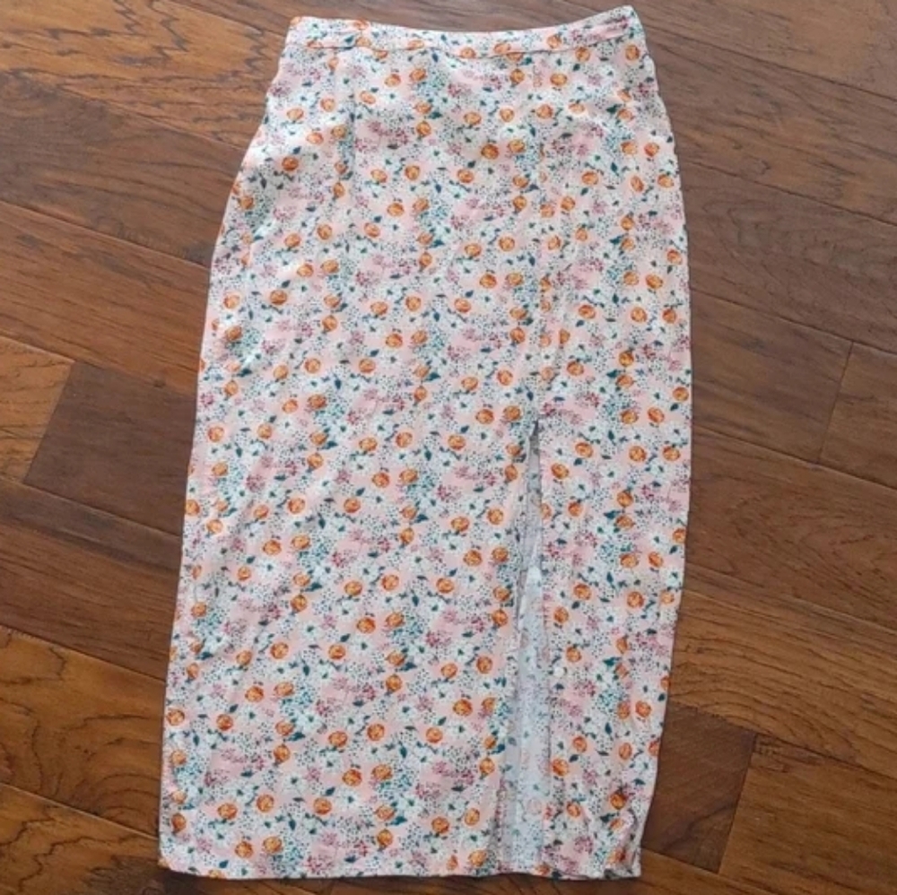 Wild Fable Floral A-Line Skirt in Pink and Orange Flowers